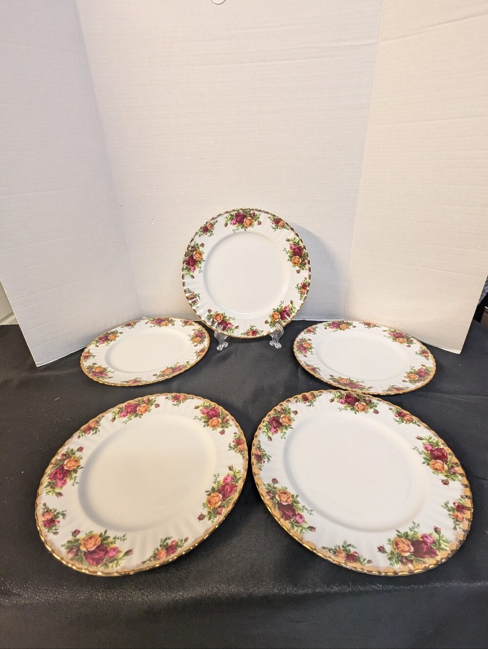 Royal Albert Old Country Roses 10 1/2" DINNER PLATES Set x 4 Bone China England